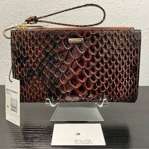 Brahmin Daisy Wristlet TOFFEE (goes W/ Toffee Caldwell) RARE HTF